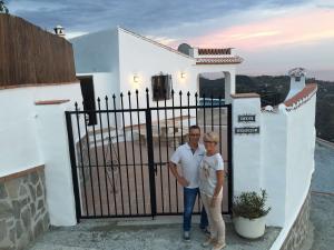 Purchase luxury villa between Torrox and Nerja